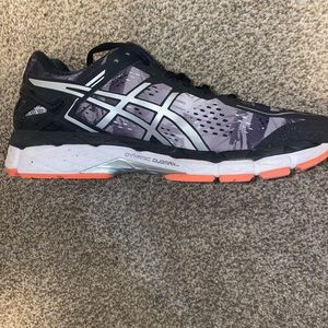 ASICS Gel Kayano 22